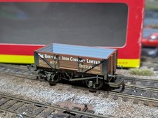 Hornby OO gauge R6233 4-plank wagon "The Harts Hill Iron Co." Boxed