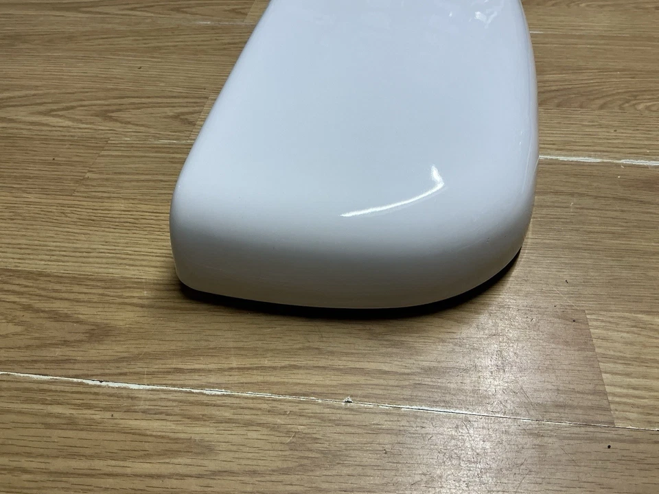 Toilet Cistern Lid = Ideal Standard “RAVENNA”, 464mm x 187mm. White, N-101 - Image 3 of 4