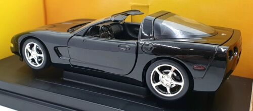 Ertl 1/18 Scale Diecast 33255X - 2003 Chevrolet Corvette - Black - Picture 2 of 5