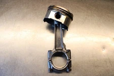 2001 Triumph Daytona 955i Piston And Connecting Rod S T1110700 T1121000