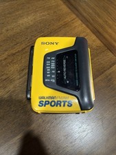 VINTAGE Sony Sports Walkman WM-AF59 AM/FM Radio Cassette Player