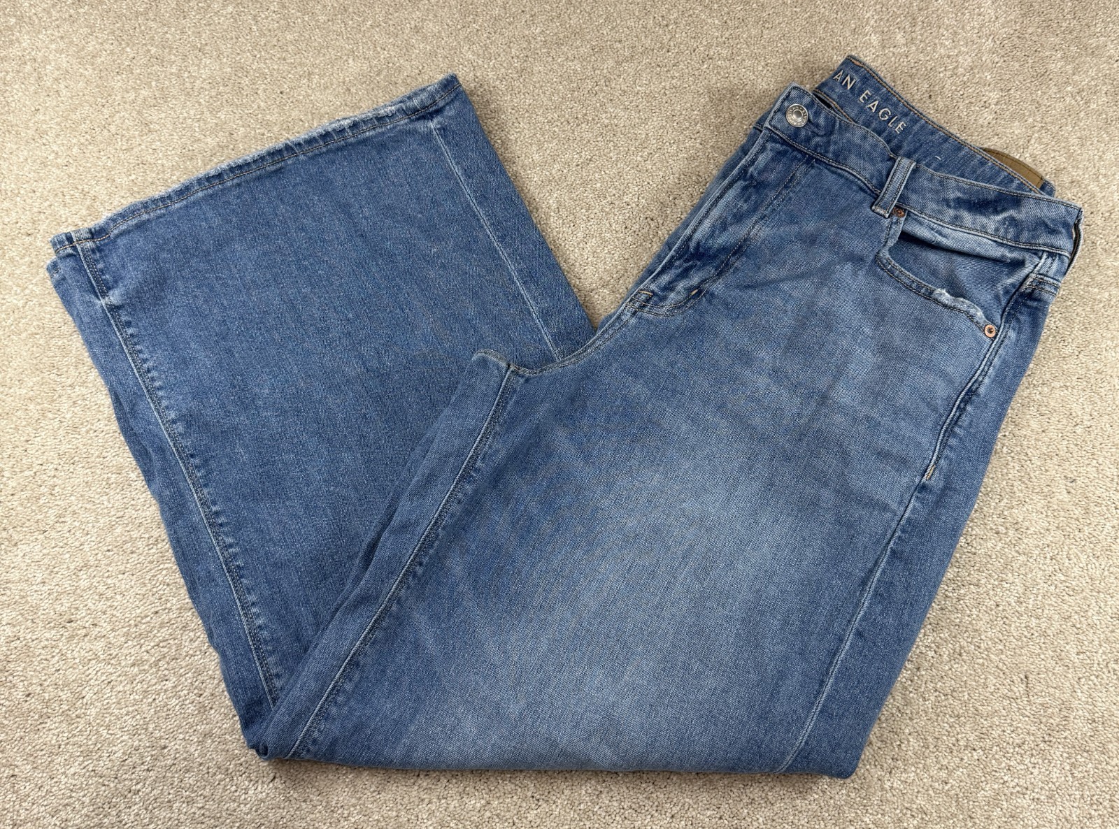 American Eagle Jeans Women's 12 Short Blue High-Rise Baggy Wide Leg Distressed