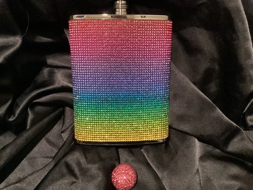 Fiaschetta con strass arcobaleno: IL REGALO PERFETTO Pride Parade!🌈🌈🌈 - Foto 8 di 8