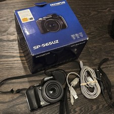 Olympus SP-565UZ 10MP Digital Camera with 20x Optical Zoom WORKING w/ BOX  MANU