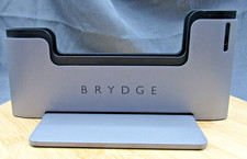 Brydge MacBook Pro Vertical Dock - Docking Station/Supporto per MacBook Pro 15 pollici