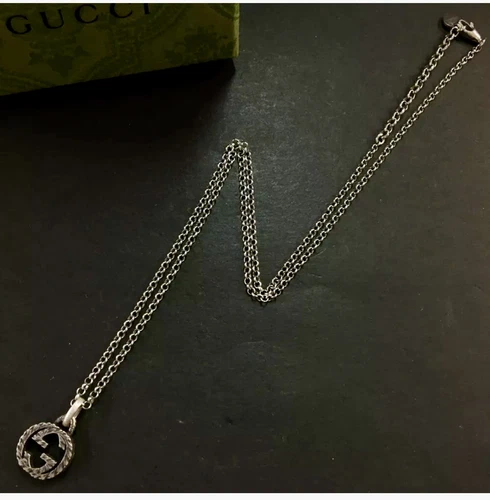 Autentica Collana con Ciondolo GUCCI Arabesco Incastro G Argento 925
