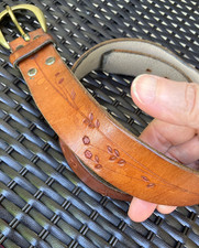vintage early 70's hand tooled leather belt-Wildberry Leather Shop