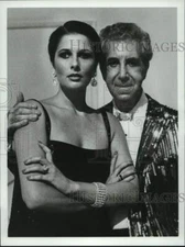 Press Photo Actress Christina Ferrare With Co-Star - lrp24409