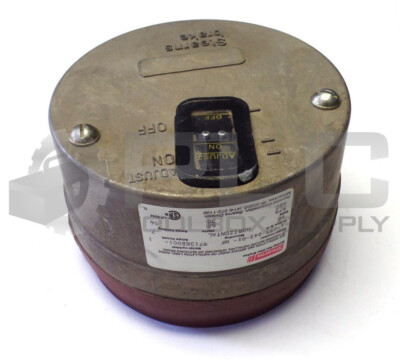 NEW STEARNS 105504301 NF SPRING SET DISC BRAKE 1-055-043-01-NF