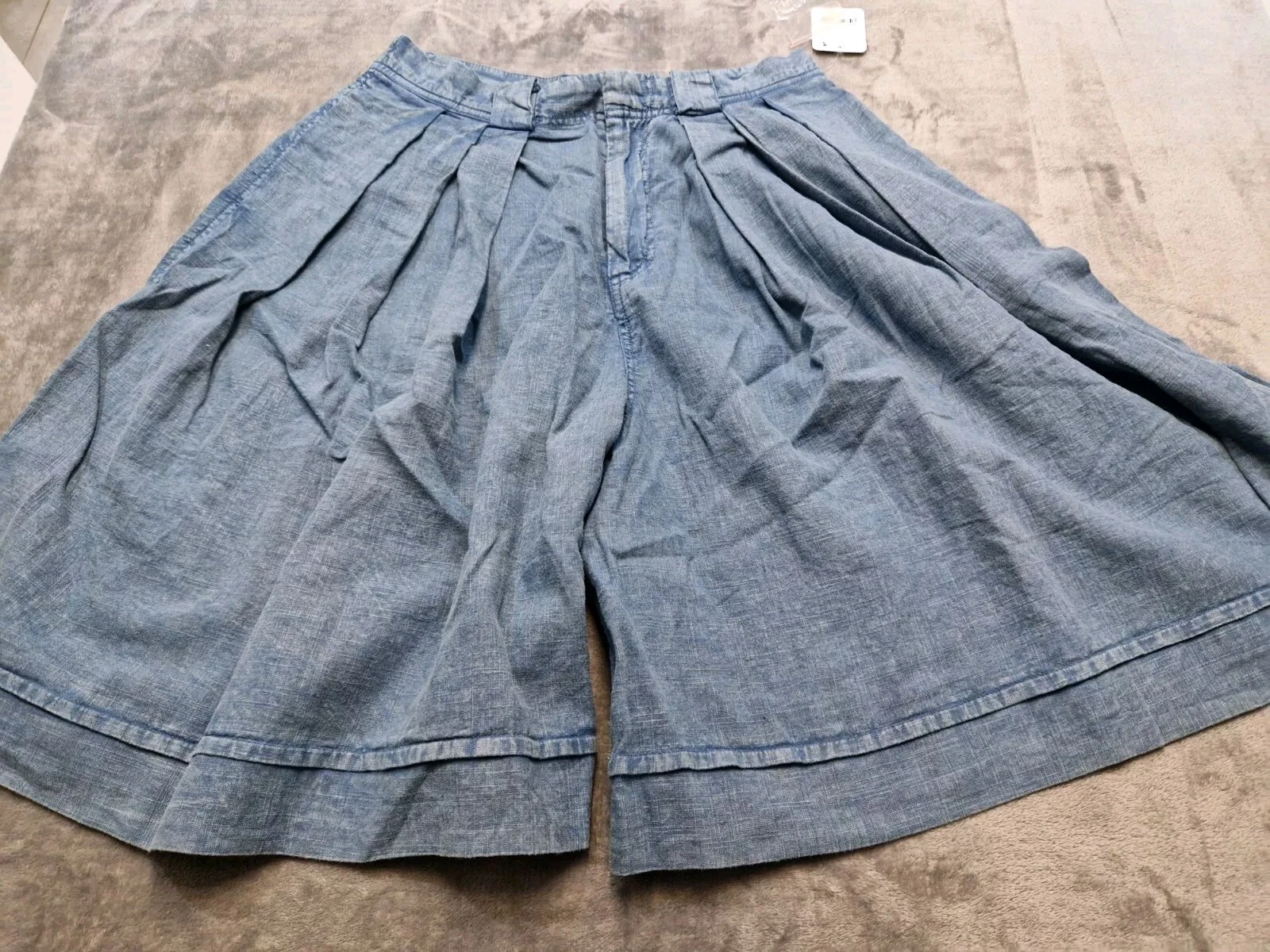 Free People What Is Worth Pleated Oversized Shorts Blue Size US 0/UK 4 RRP £118