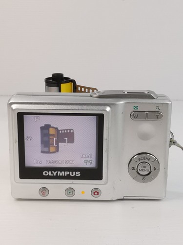 Olympus CAMEDIA FE-5500 5.0MP Digital Camera - Silver - Imagen 8 de 15