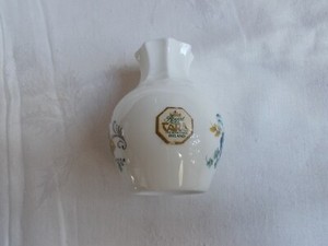 Vintage Royal Tara Fine Bone China Vase Handmade In Galway Ireland vtg