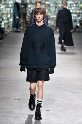 New Authentic DRIES VAN NOTEN *HOXTON* Navy Embroidered SWEATSHIRT