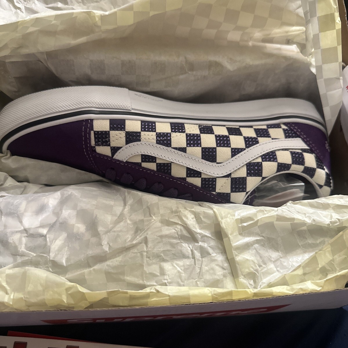 Size 10 - VANS Supreme x Swarovski x Skate Old Skool Purple Size 10 - VANS Supreme x Swarovski x Skate Old Skool Purple
