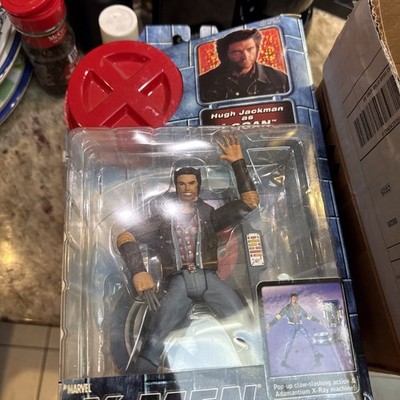 2000 ToyBiz Marvel X-Men the Movie - Hugh Jackman as Logan Action Figure SEALED