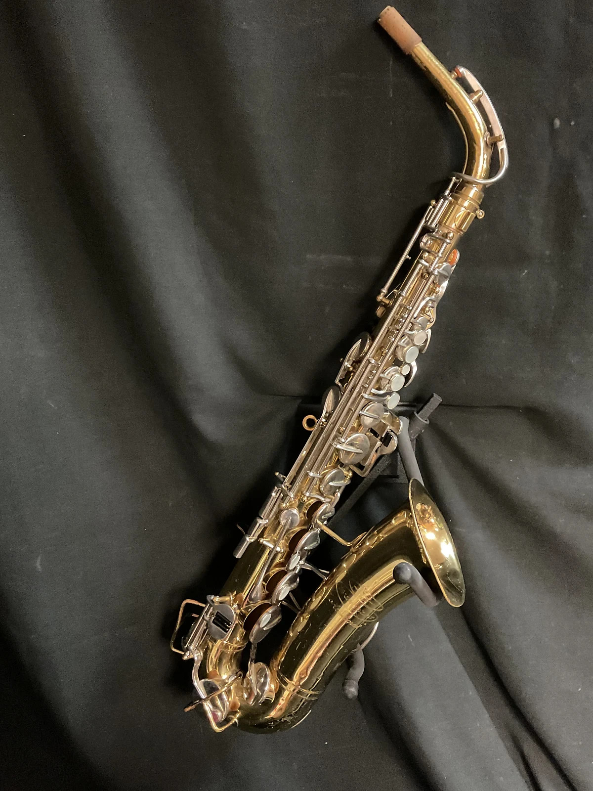 Buescher Aristocrat Alto Saxophone serial 728814 - Lacquer