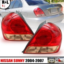 Feu arrière Nissan BLUEBIRD
