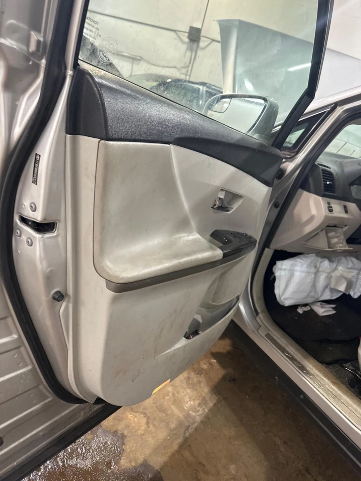 Front Door Trim Panel TOYOTA VENZA Left Driver 13 14 15 - Image 3 of 4