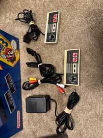 Nintendo NES Challenge Set console videogioco con scatola Super Mario Bros 3