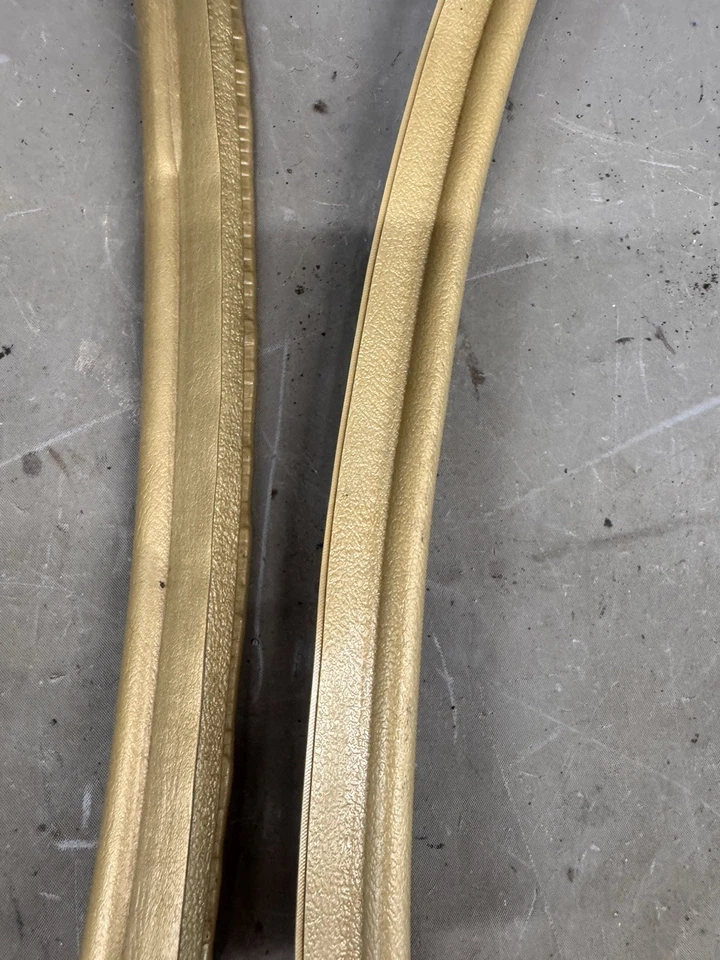 Chevy Impala 1969 1970 2 puertas techo rígido puerta moldura panel Windlace Caprice trasero OEM Foto 4 de 4