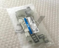 One SMC SY5240-5DZ solenoid valve New
