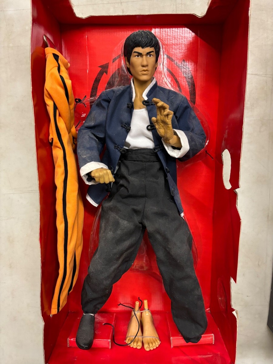 Remembering Bruce Lee, a Martial Arts Legend