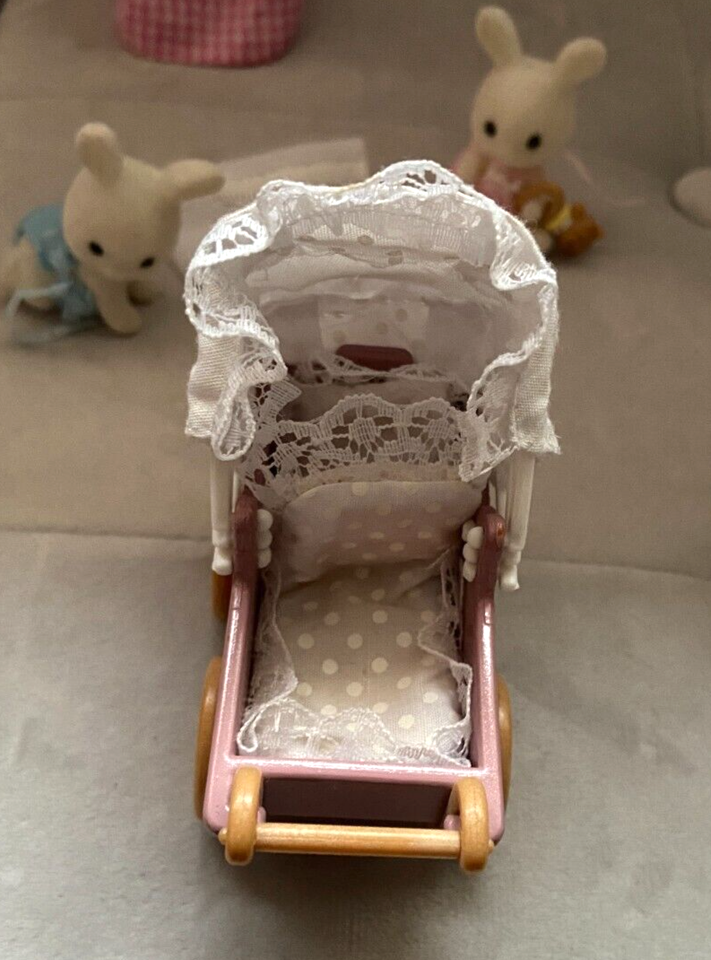 Sylvanian Families Connor & Kerri's New Pram Set with White Rabbit