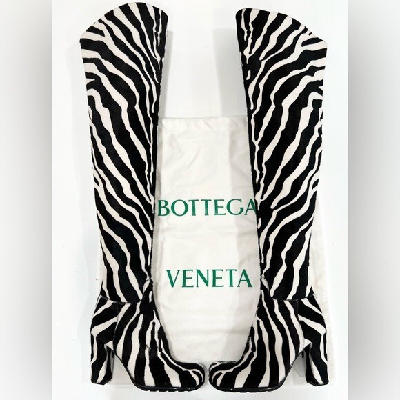 BOTTEGA VENETA Zebra-Print Fur Over-The-Knee Boots | eBay BOTTEGA VENETA Zebra-Print Fur Over-The-Knee Boots | eBay
