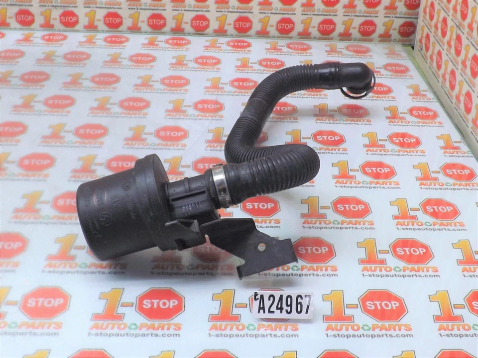 2004-2005 BMW 525i 2.5L SECONDARY AIR FILTER W/ PRESSURE HOSE 11727534722 OEM - Image 3 of 4