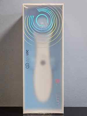 Nu Skin ageLOC LumiSpa iO Facial Device w/ Normal Blue Brush Head