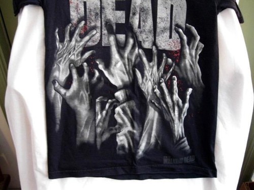The Walking Dead Mens Tshirt Size S Small Zombie Hands & Blood Black Cotton (O) - Picture 3 of 5