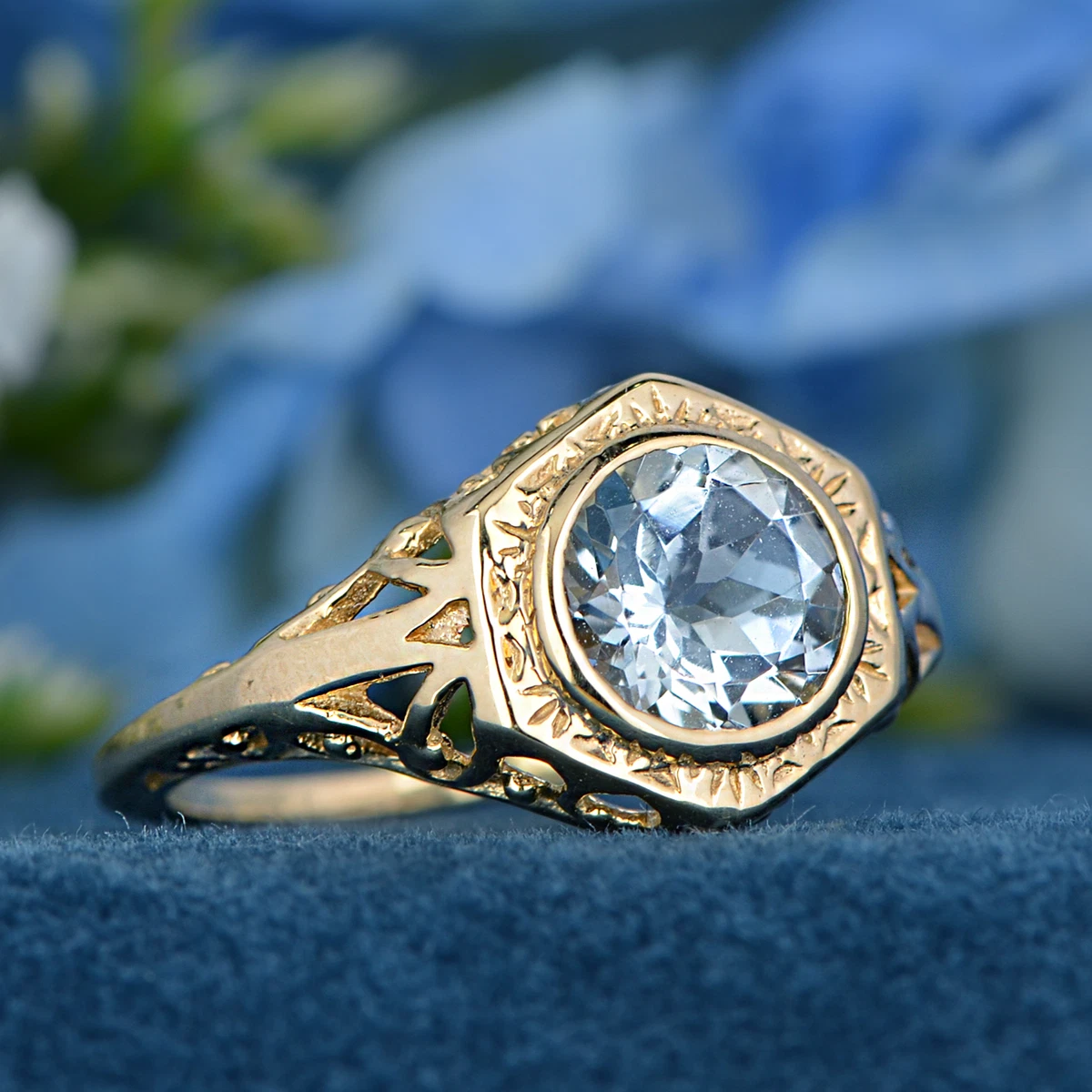 Natural Aquamarine Hexagon Shape Vintage Style Filigree Ring in Solid 18K Gold