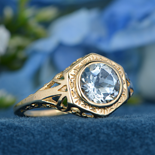 Natural Aquamarine Hexagon Shape Vintage Style Filigree Ring in Solid 18K Gold - Picture 1 of 4