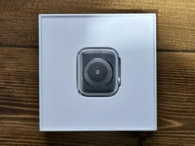 Apple Watch Series GPS 44mm Silver Aluminum Case W/ Sport Band