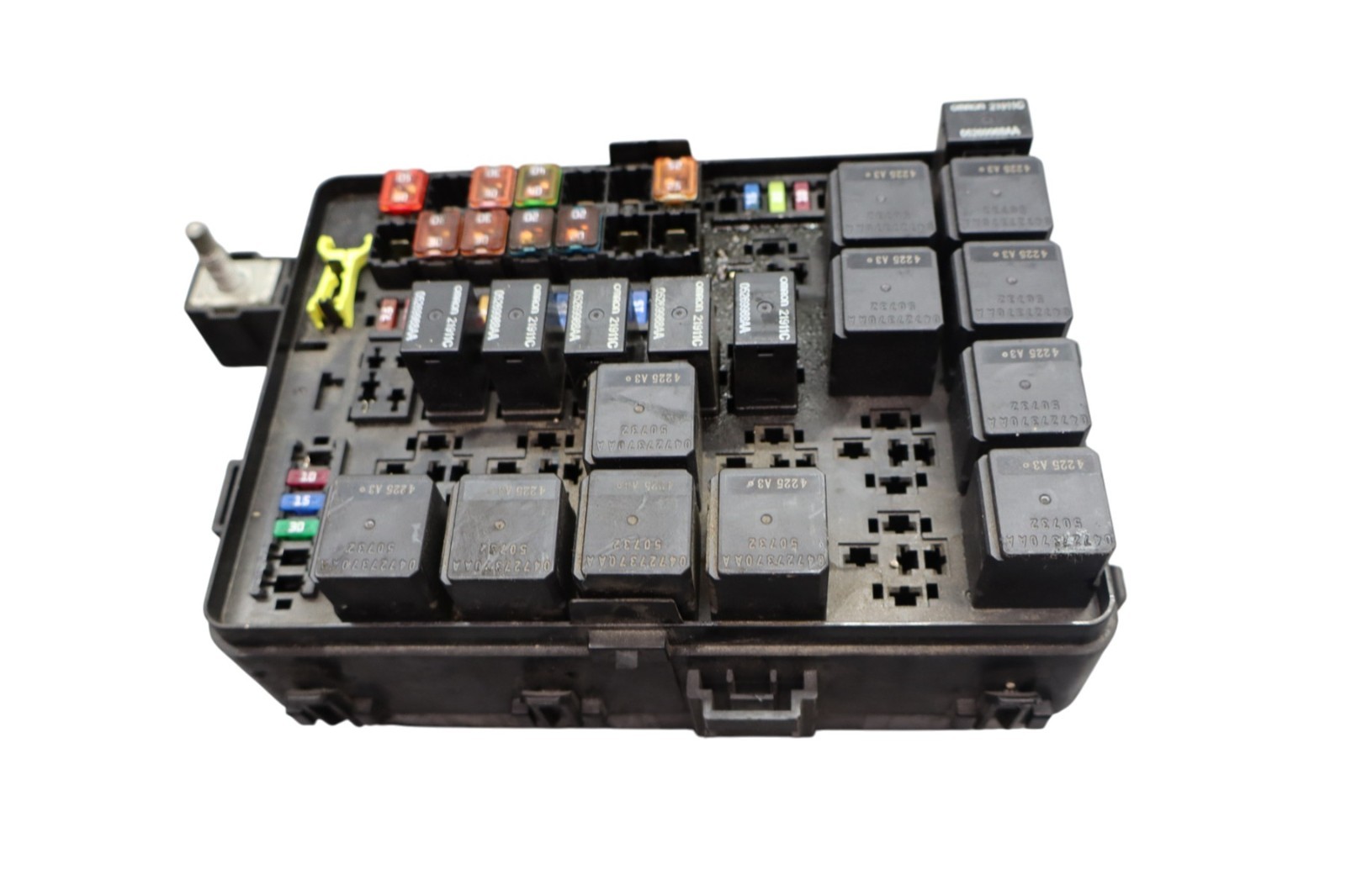 14-17 Maserati Quattroporte M156 Engine Bay Fuse Relay Box Junction OEM