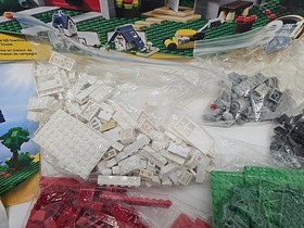 Lego Creator 5891 Apple Tree House 3 in 1 Build Set Incomplete