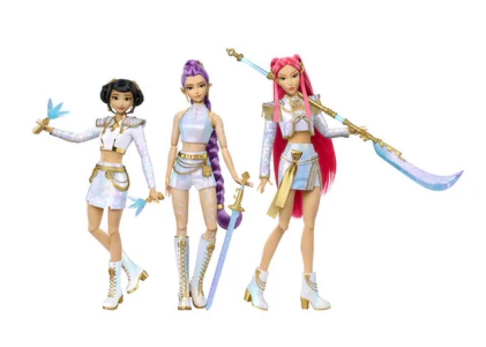 Mattel KPop Demon Hunters HUNTR/X Rumi, Mira, Zoey Limited Gift Set PREORDER - Image 2 of 4
