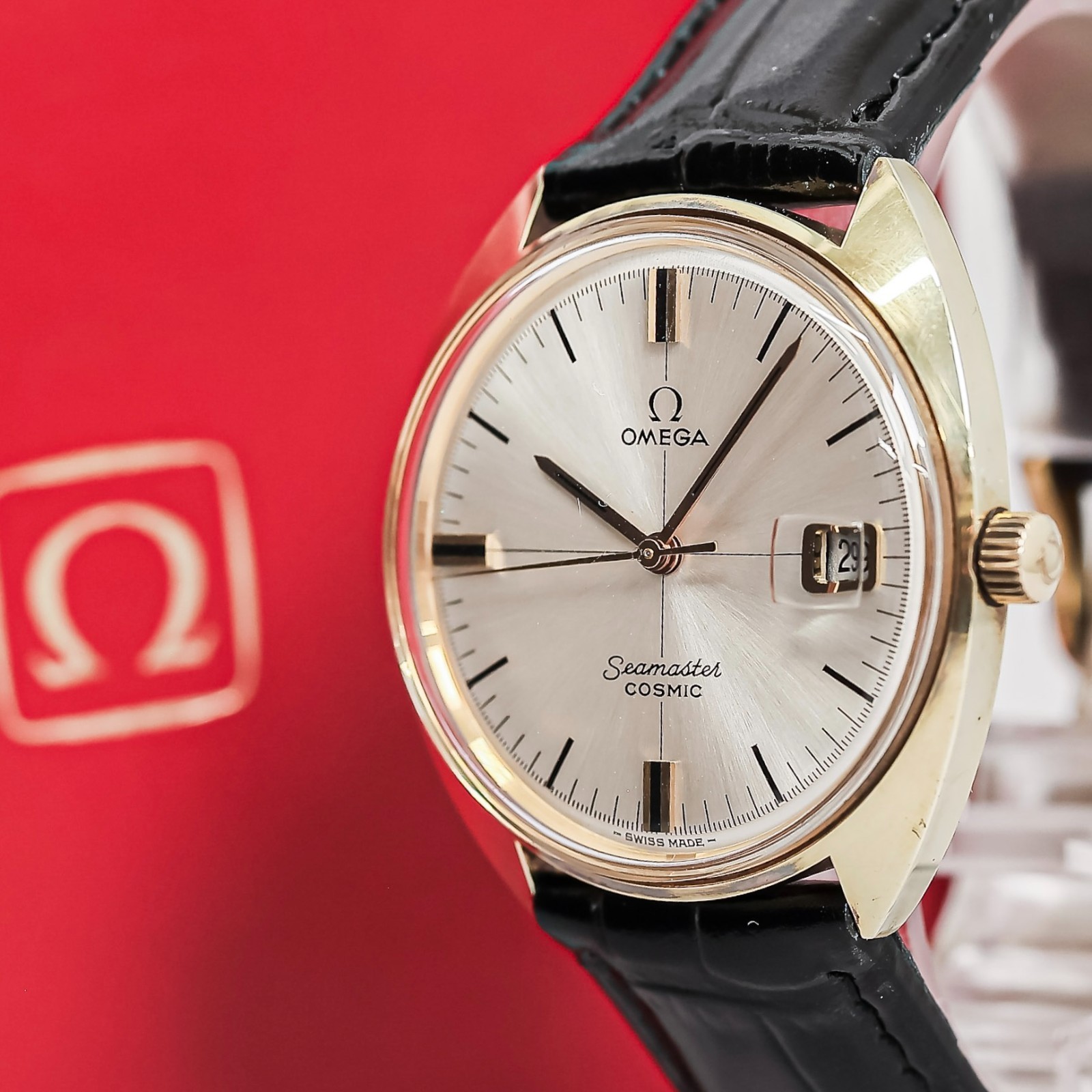 *NEAR w/Case* OMEGA Seamaster COSMIC TOOL.107