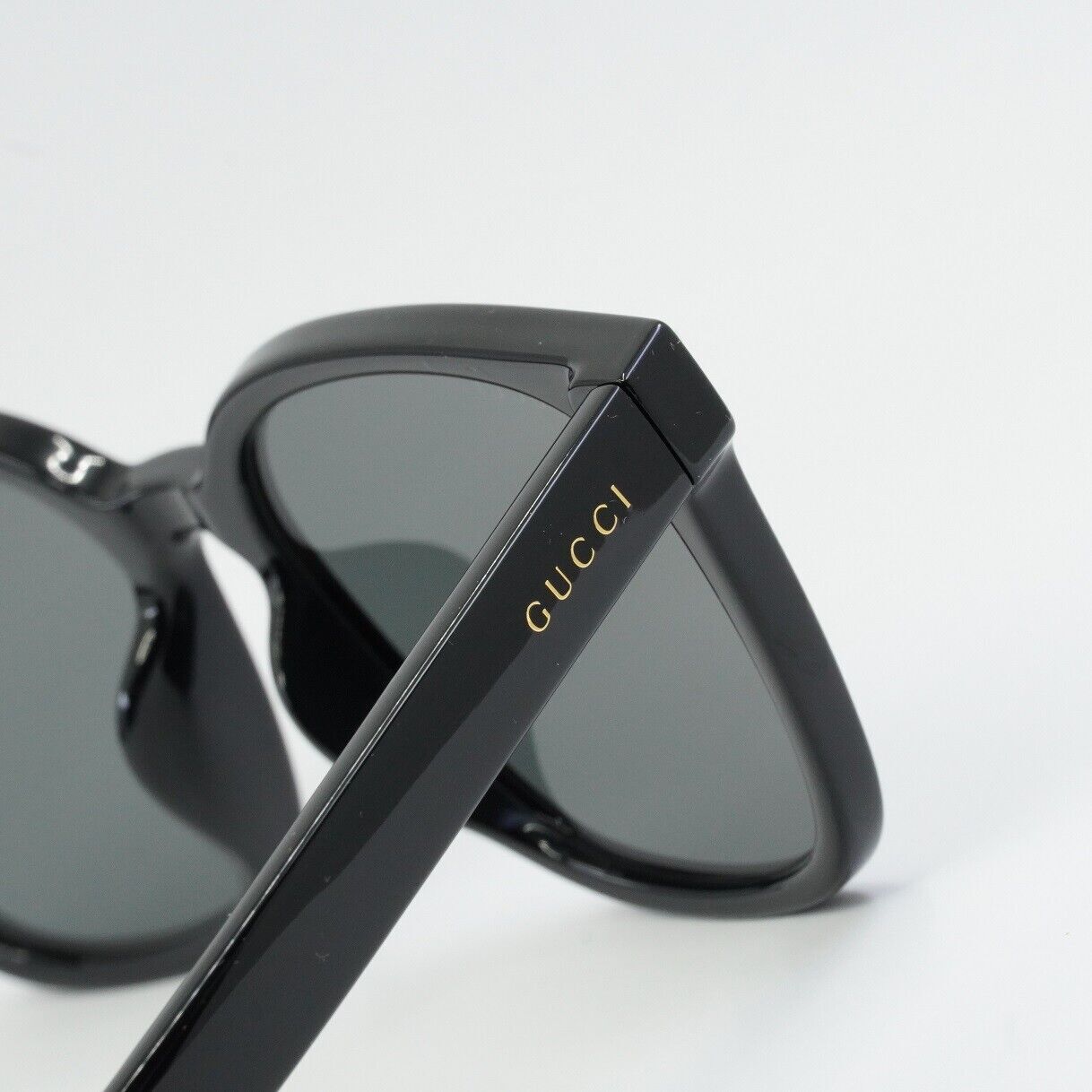 NEW GUCCI GG1346SK 001 UNISEX SUNGLASSES GUCCI BLACK GUCCI GG1346SK 001 Shiny Black/Smoke 56-19-145 Sunglasses  main image 2