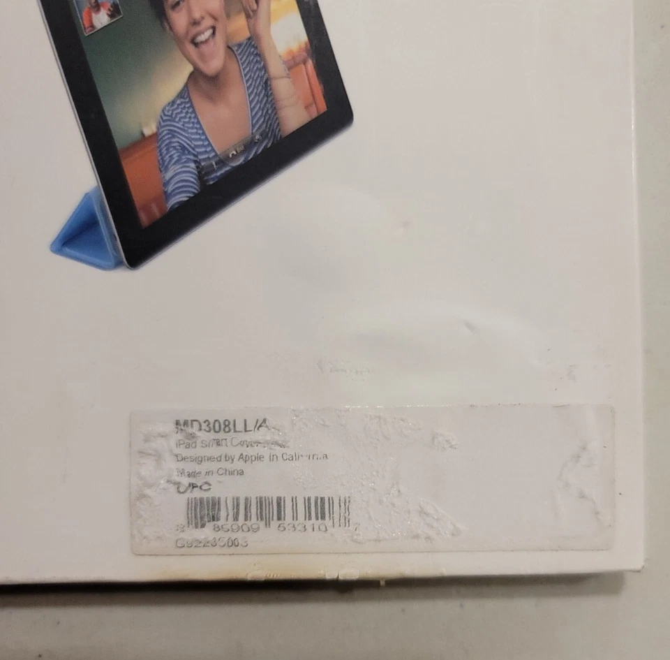 Apple Smart Cover for iPad 2 / 3 / 4th Generation Pink Retail New MD308LL/A - Image 3 of 3