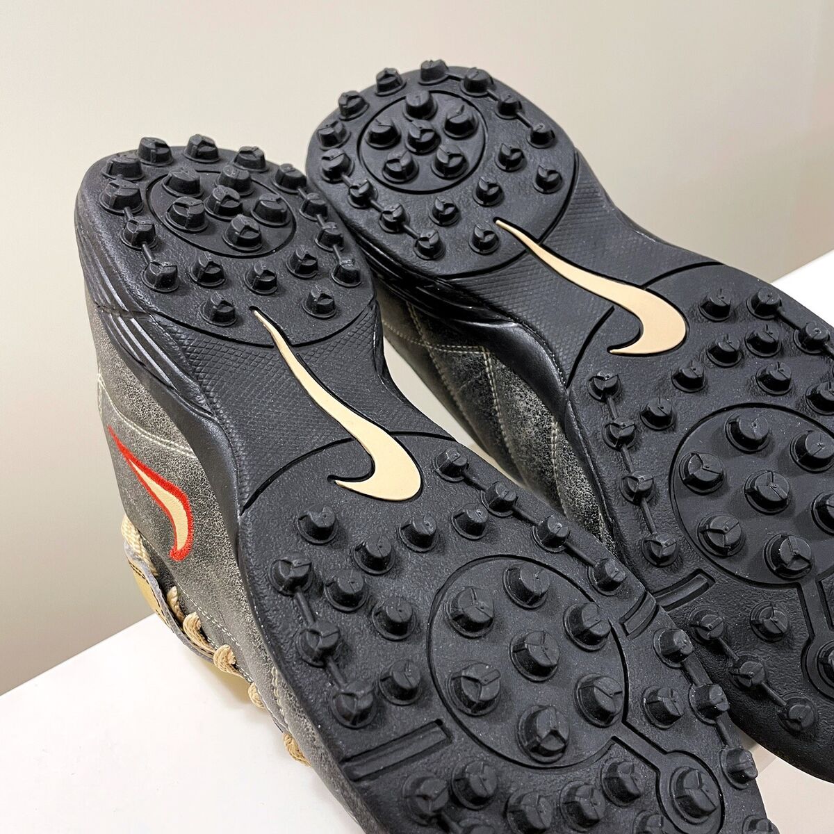 VINTAGE NIKE TOTAL 90 II TF * 309300-021 * 8.5 US * EL VINTAGE NIKE TOTAL 90 II TF * 309300-021 * 8.5 US * EL