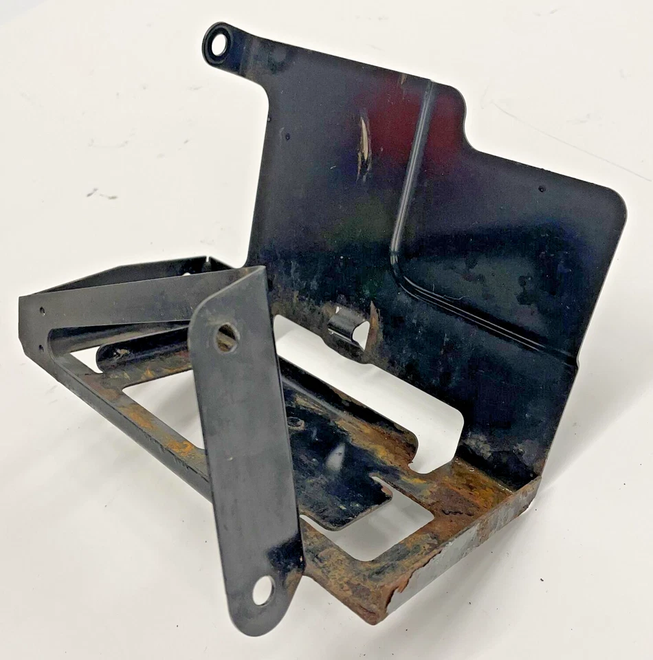 08-20 F5 F6 F8 F1 570 LYNX ARCTIC CAT BATERÍA CAJA SOPORTE BANDEJA 0745-315 Foto 2 de 3