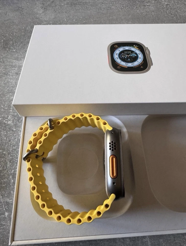 Apple Watch Ultra 2 49mm Titangehäuse GPS+LTE - Bild 4 von 4