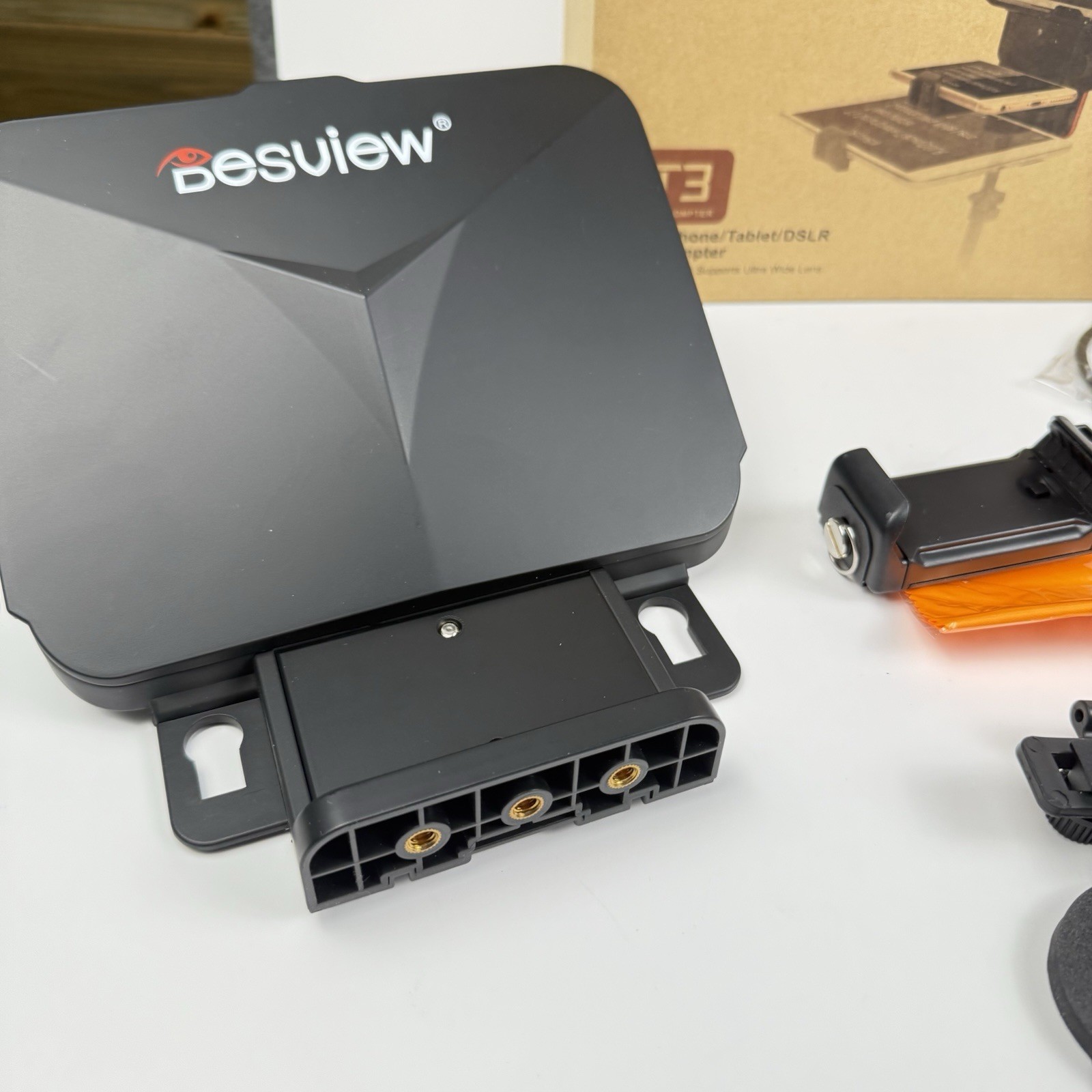 Desview T3 Portable Teleprompter For DSLR And Mirrorless Cameras *NO REMOTE*