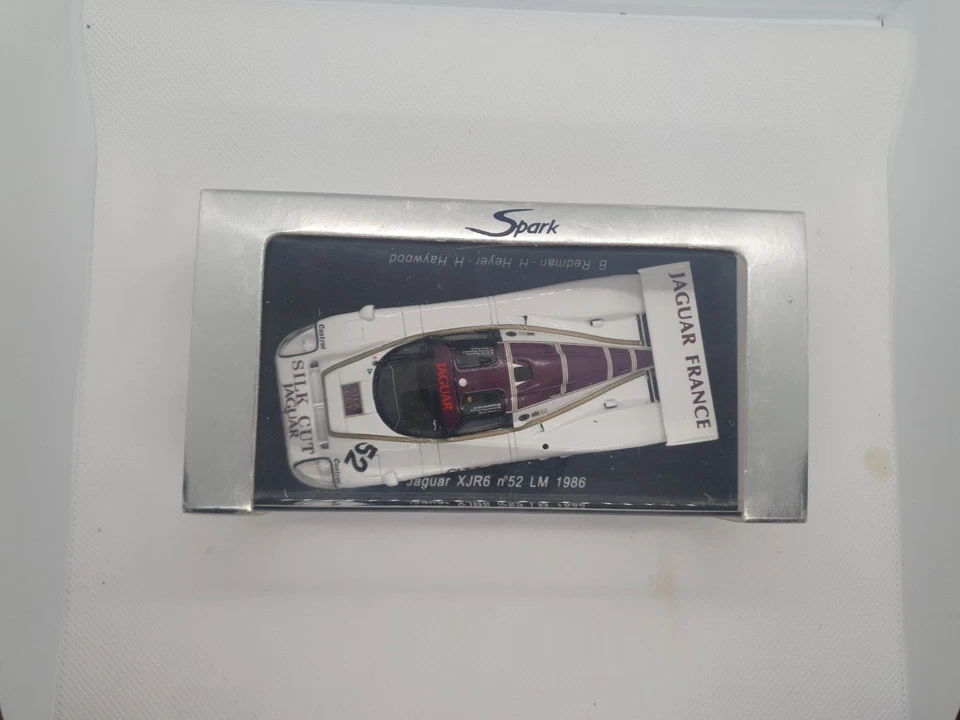 Spark Model S0756 Jaguar XJR #52 Silk Cut Le Mans 1986 *Cracked Case* - Image 3 of 4