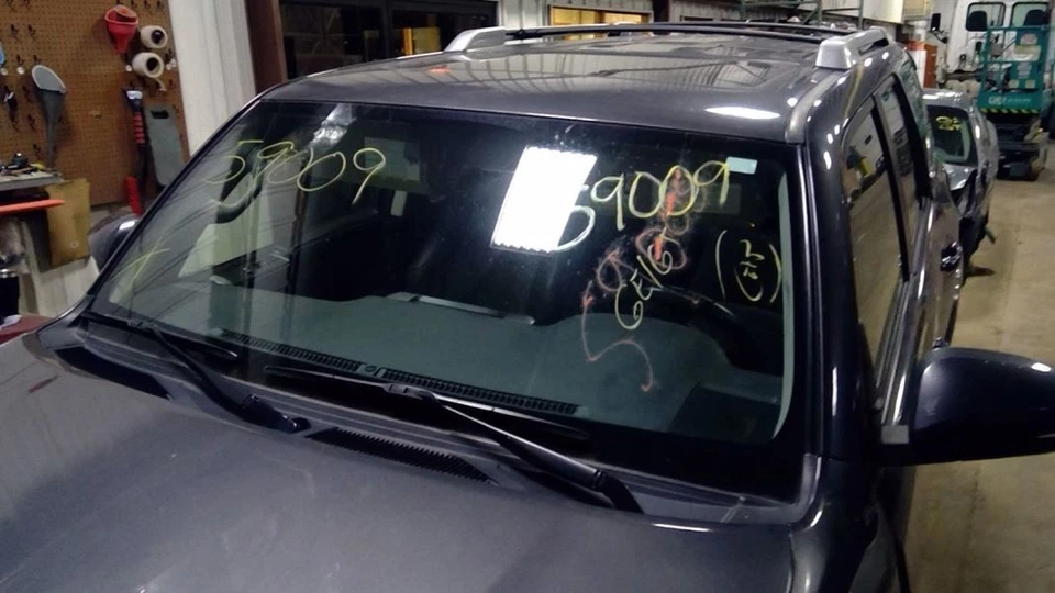 (LOCAL PICKUP ONLY) Passenger Rear Door Glass Privacy Tint Fits 10-24 4 RUNNER 4 Foto 3 de 4