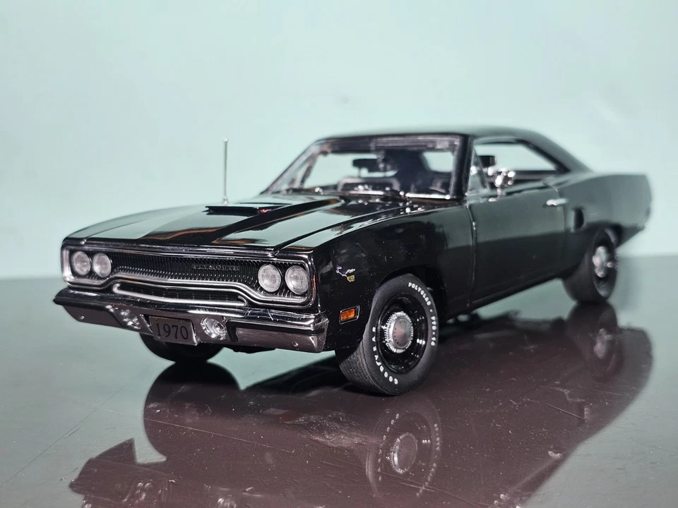 GMP 1/18 1970 Plymouth Road Runner Black RARE G1803109 - Immagine 2 di 4