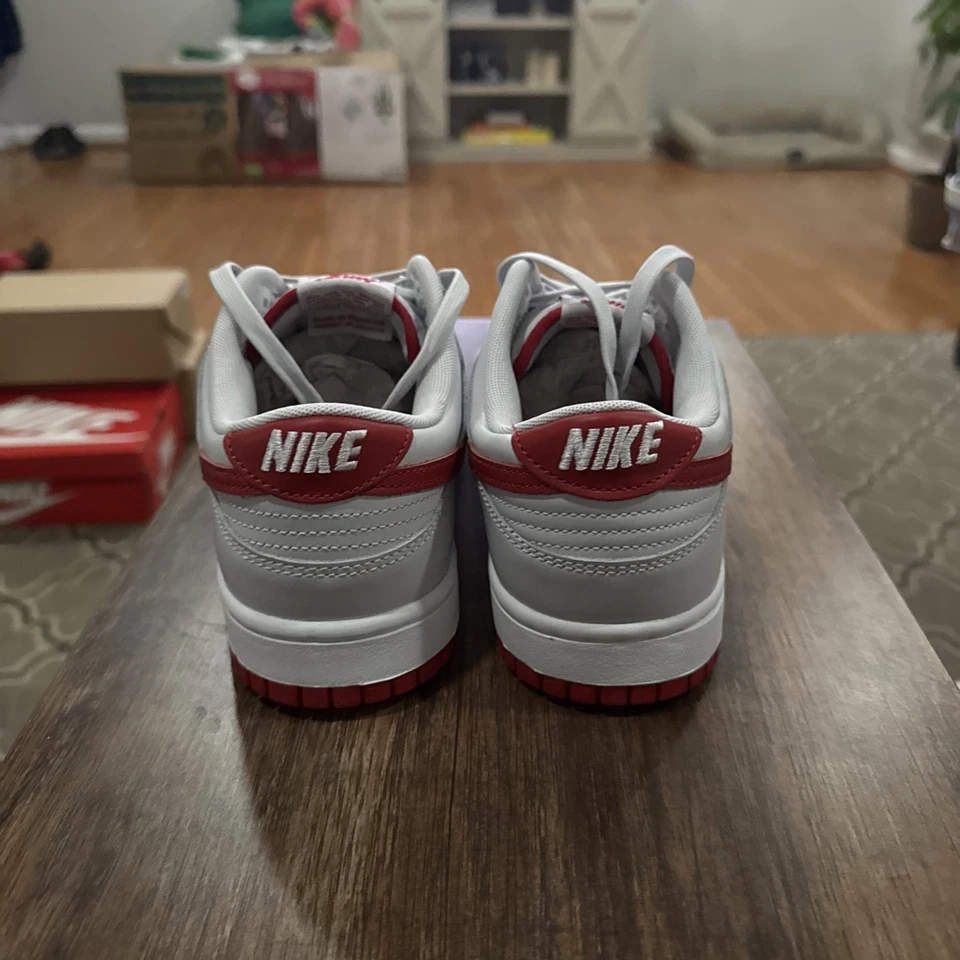 Nike Dunk низкий Varsity красный/серый размер 9,5 FJ0832-011 - Изображение 3 из 4