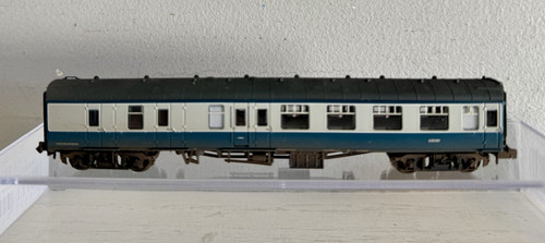 Graham Farish 374-188C N Gauge Mk1 BSK E35361 BR Blue/Grey TMC Weathered - Picture 1 of 3