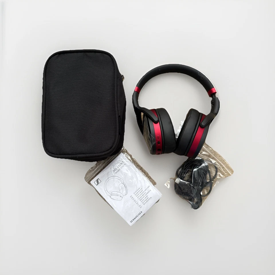 Auriculares inalámbricos sobre la oreja Sennheiser HD 458BT - negros/rojos Foto 3 de 4